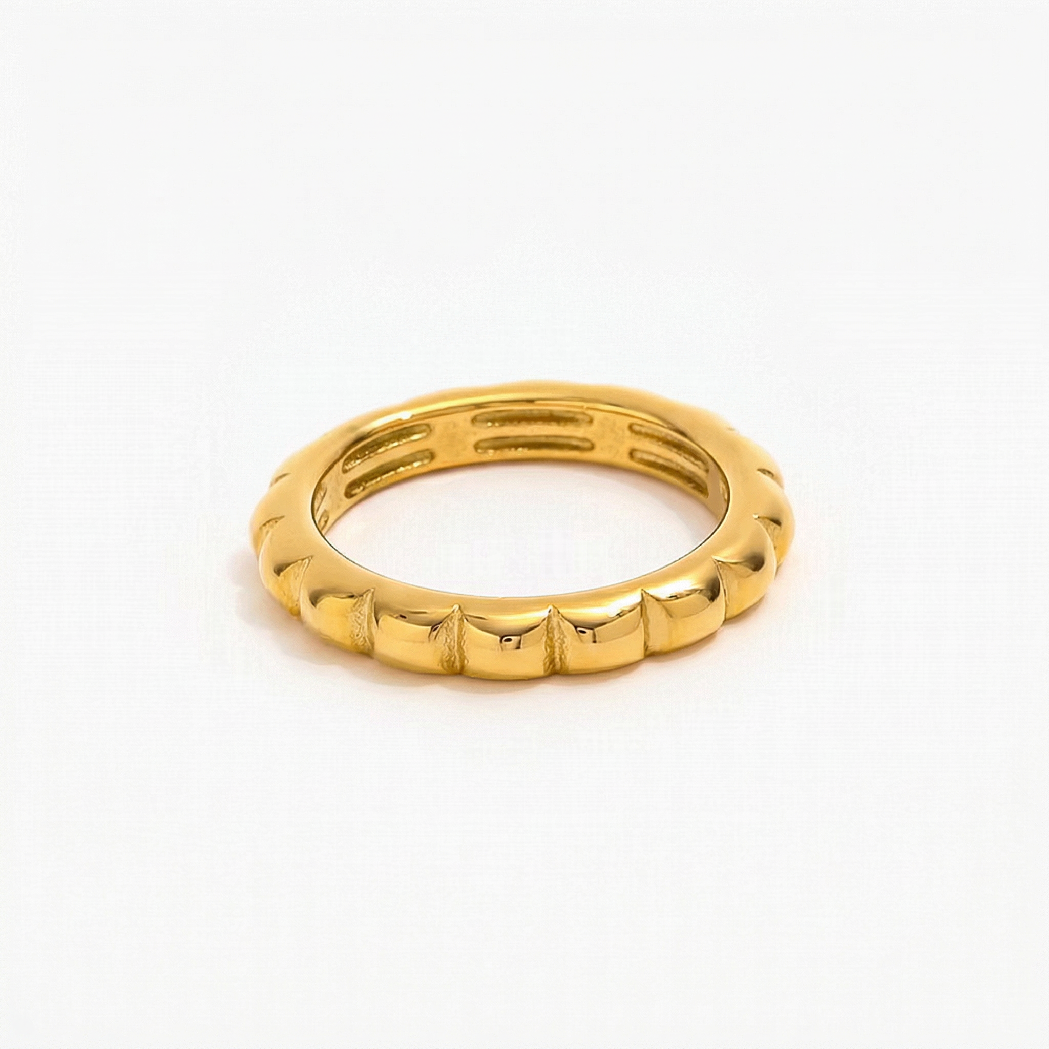 Vivelle Ring